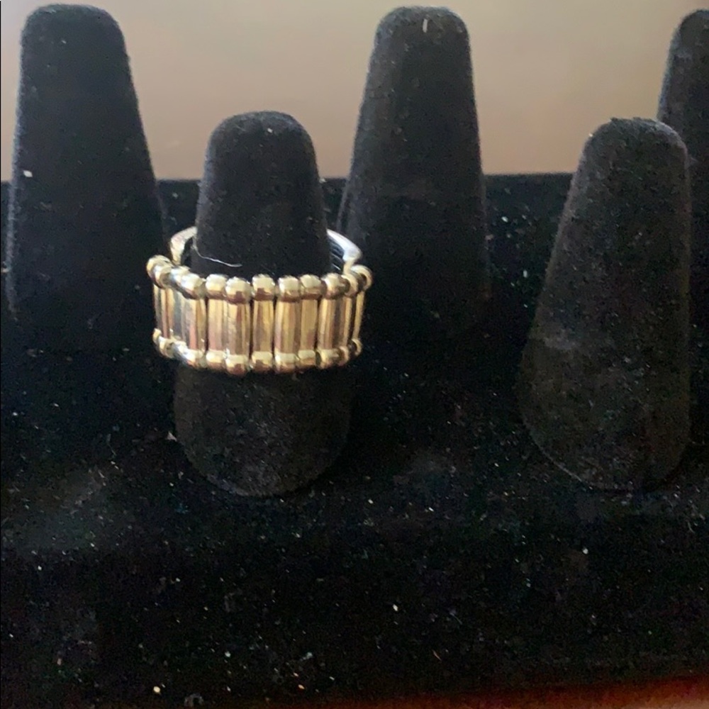 Ring - Picture 2 of 2